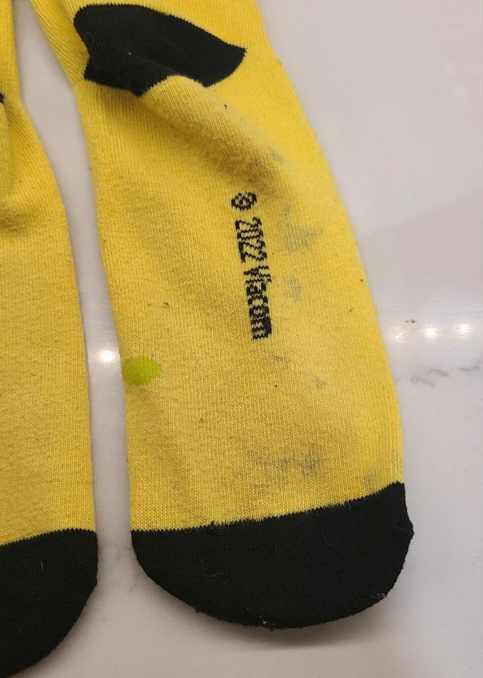 Vibram Yellow Spongebob Socks with Black Toe and Heel